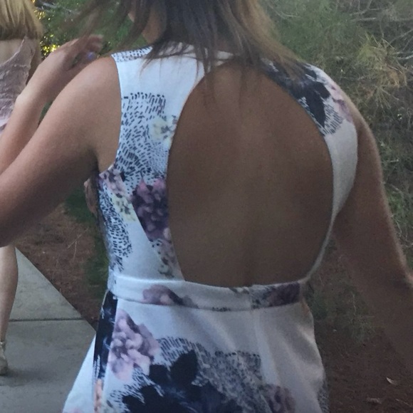 White with black and purple flower romper - Picture 5 of 5